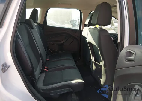 2015 Ford Escape S z USA, uszkodzony, nr VIN 1FMCU0F72FUC27886